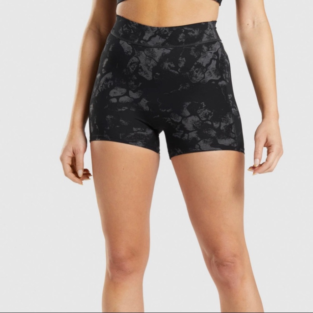 KK FIT SHORTS